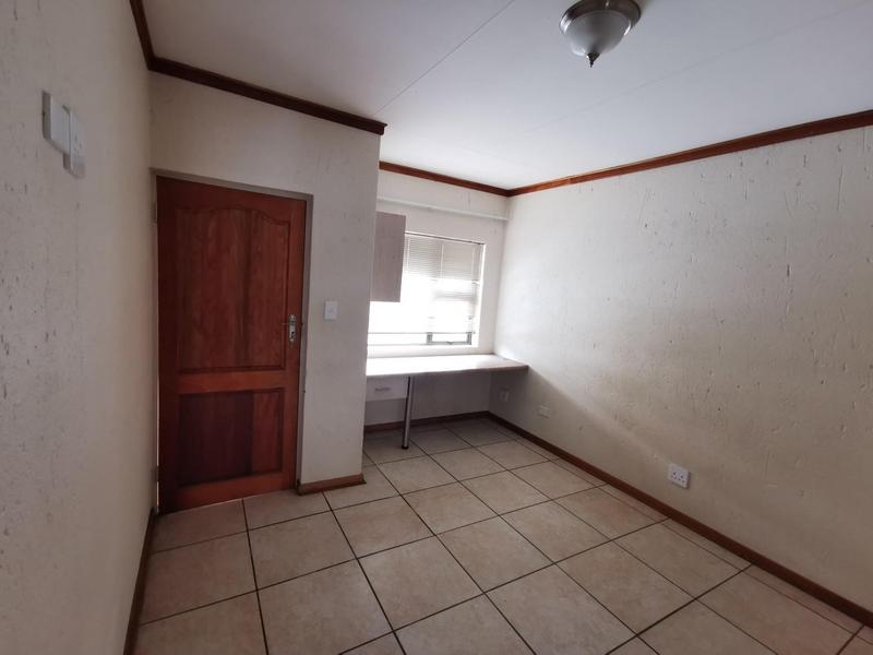 To Let 2 Bedroom Property for Rent in Die Bult North West